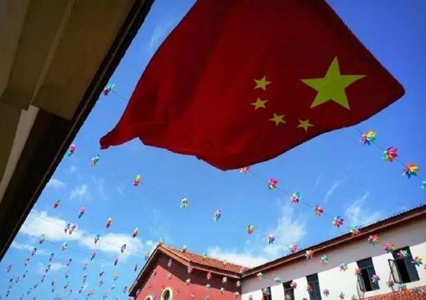 你手机里占内存最大的是什么？买手机时你会看重内存大小吗？